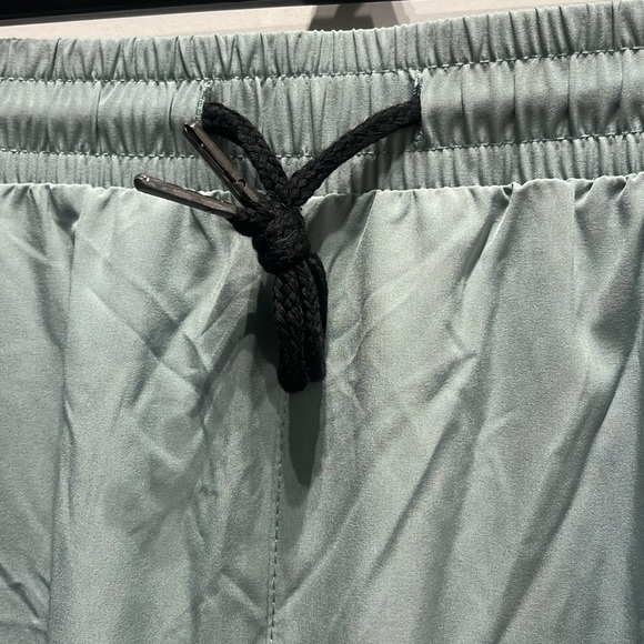 NWT Mens quick dry joggers running hiking gym 2 zippers XXL - Picture 3 of 8